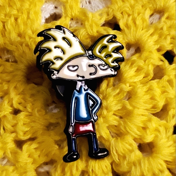 Arnold enamel lapel push pin. - Picture 1 of 6